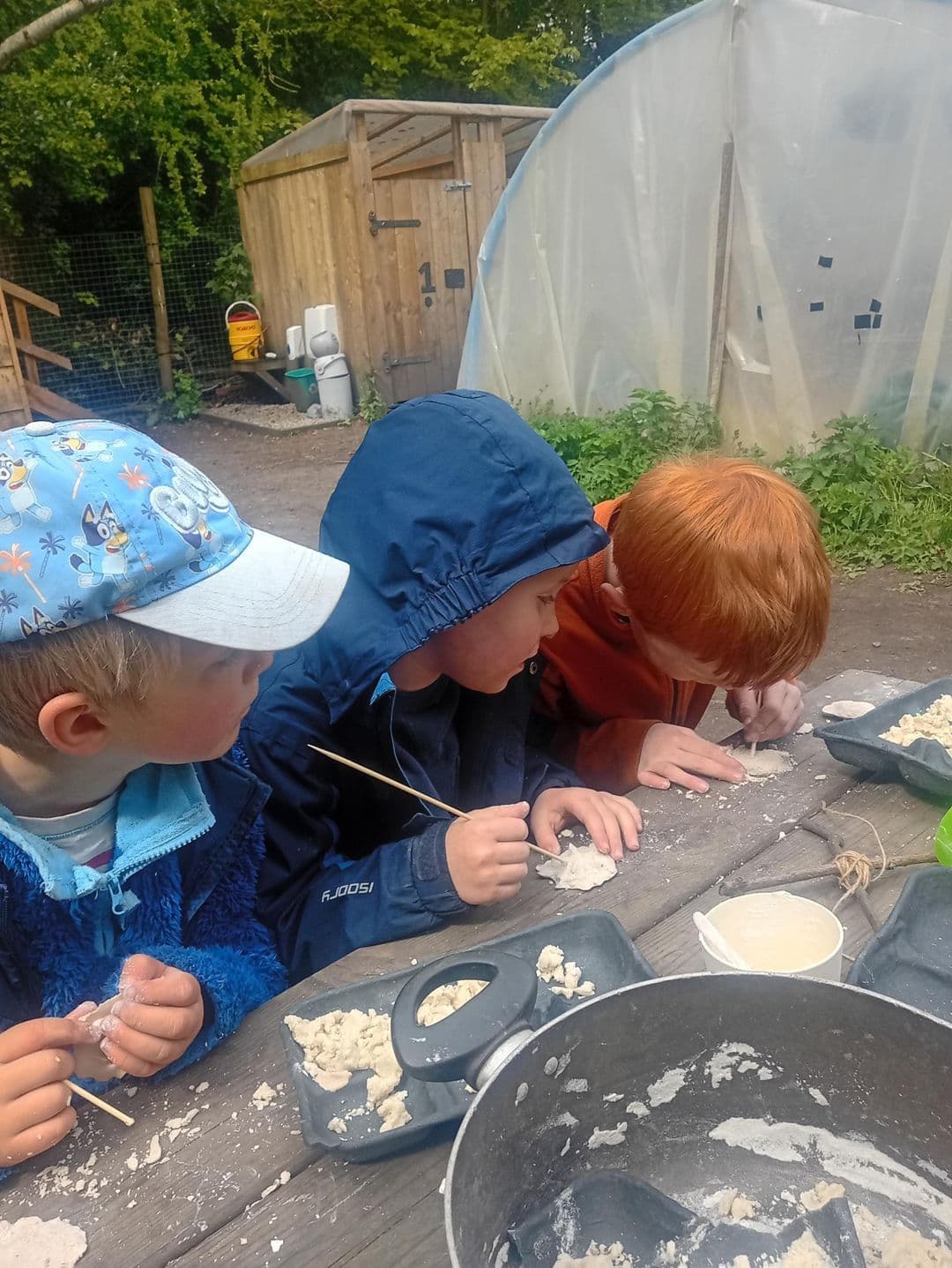 literacy skills in outdoor environment